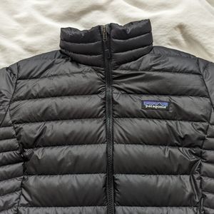 Black Patagonia women's down sweater jacket Medium